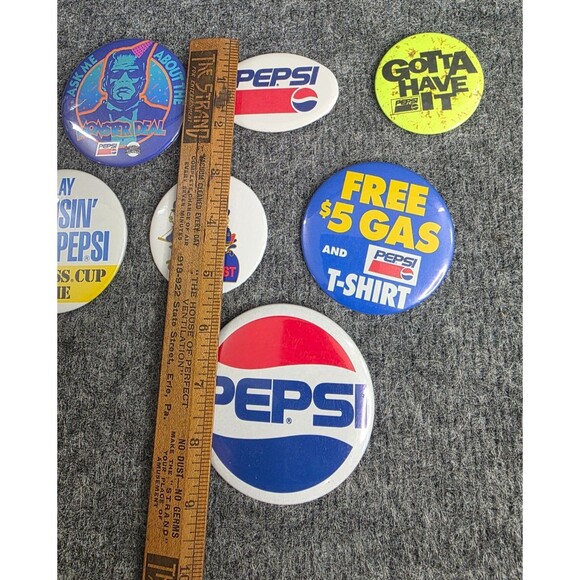 Vintage Pepsi Promotional Pinback Buttons Lot - Picture 6 of 7